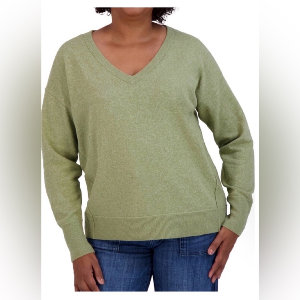 Lucky Brand Women's V‑Neck Sweater in Olive Green size 2xL